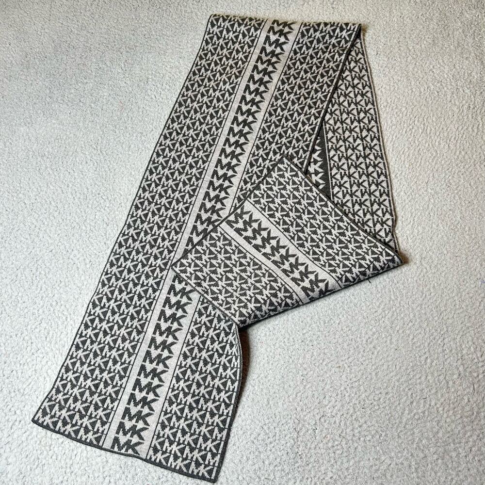 MICHAEL Michael Kors Scarf Womens OS Gray MK Logo Print Acrylic‎ Scarf